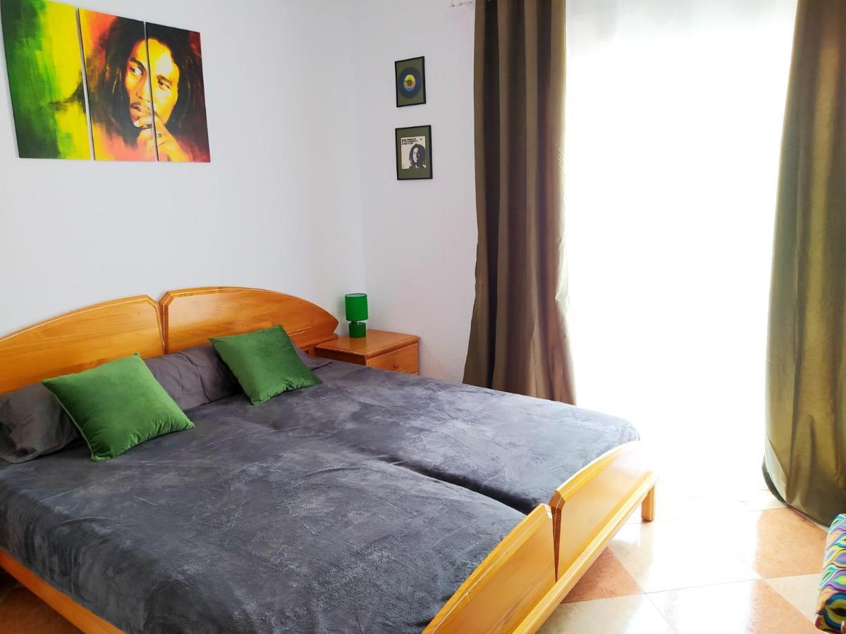 Movie Stars Apartment, Гандия Екстериор снимка