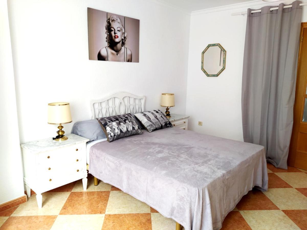 Movie Stars Apartment, Гандия Екстериор снимка