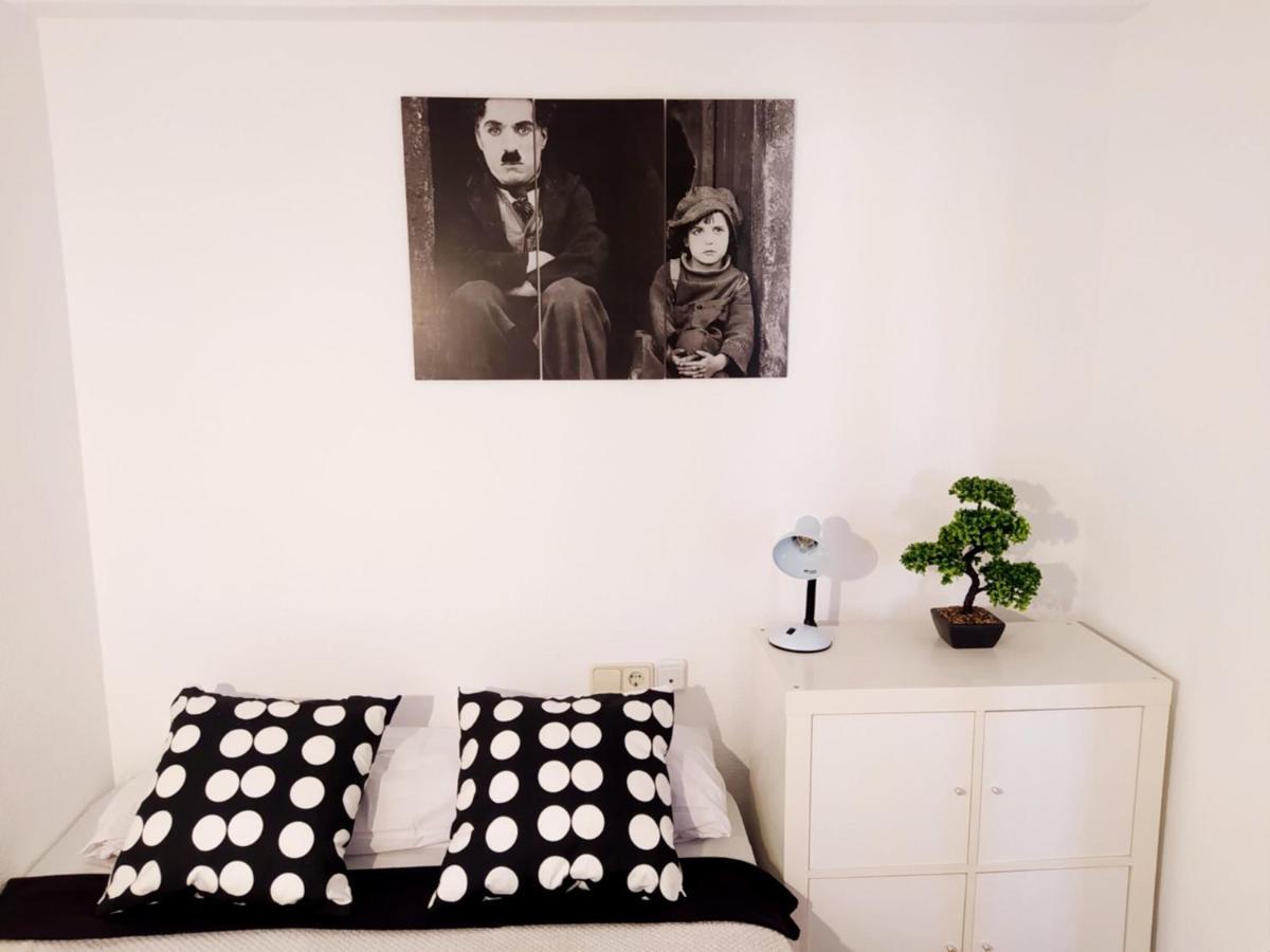 Movie Stars Apartment, Гандия Екстериор снимка